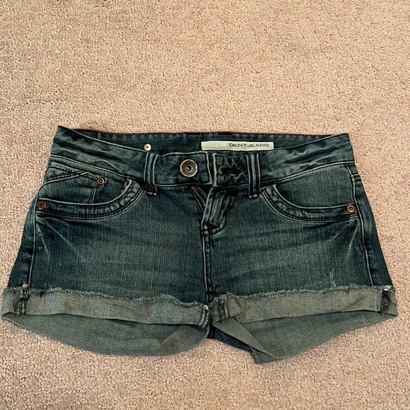 DKNY Jean shorts size 26 - Picture 4 of 4